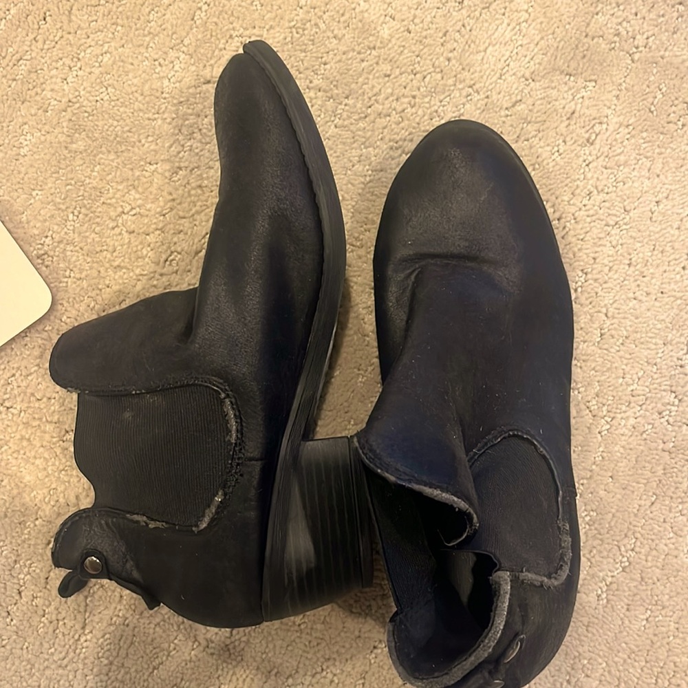 Women’s 8.5 Booties